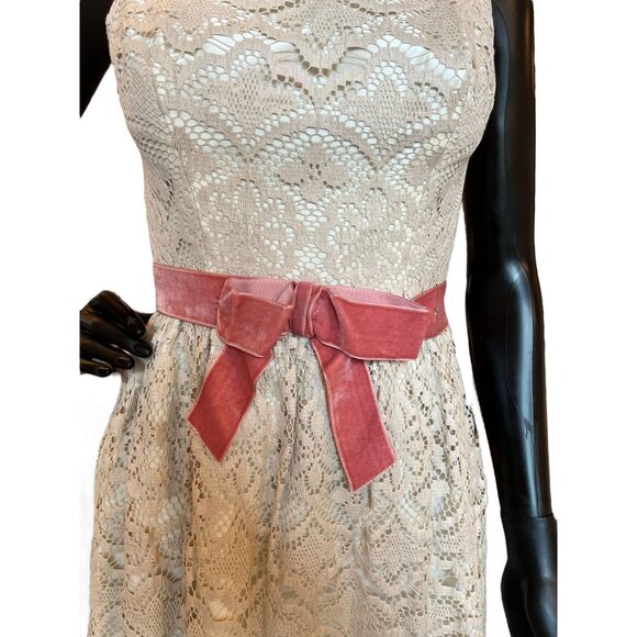 Vintage 60s Cream Cotton Lace Sheath Dress - Picture 4 of 6